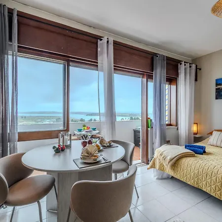 Bay Dream By Interhome *